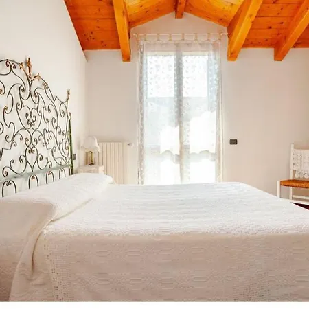 Apartment Il Nido Della Cicogna